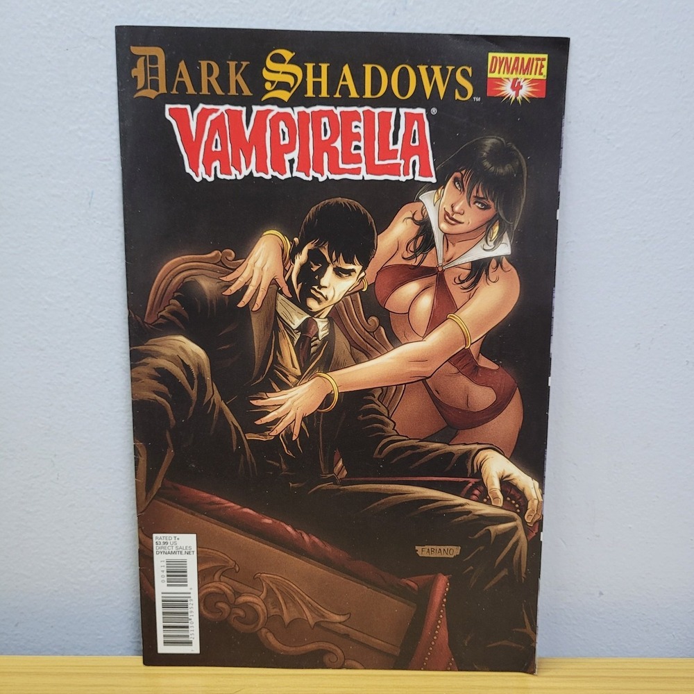 Dark Shadows / Vampirella #4 2012 Dynamite Entertainment High Grade J17-226